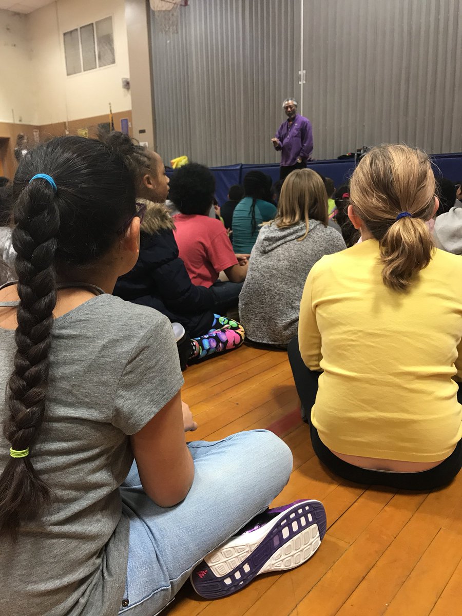 TigerShockProd's tweet photo. Fantastic guest story teller at @MPS_Verplanck today!! @mpspride https://t.co/1c3MosgHsZ