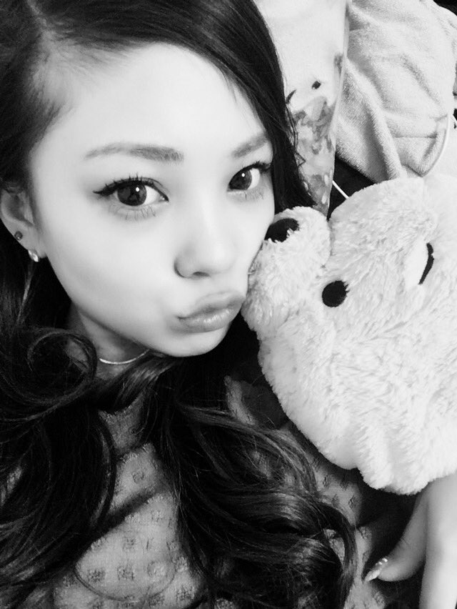 Rena_Pooh_'s tweet photo. パソコンの壁紙かぁ、、昨日美容室行ったばっかで新しいのがなくて申し訳ない〜😭🙏
とりあえずで良きなら
好きに使ってやってくださいっ☺️💪
#Rena
#RedAmber
#Kpop
#ダンスボーカル
#自撮り晒すとフォロワー増えるって聞いたんですが https://t.co/DiOzYpNXtr