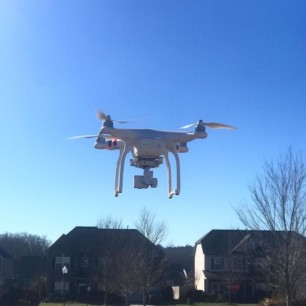 KenBuck's tweet image. And we are off! #drone #backflying ift.tt/2Fn1Ipe