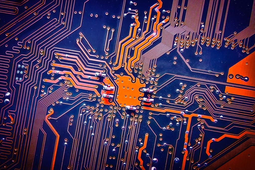 WETHRIVE996's tweet photo. How Artificial Intelligence Will Change #Marketing Forever via @Rocketshp https://t.co/oubchsY0Lp #AI https://t.co/tzO3wtgdRL