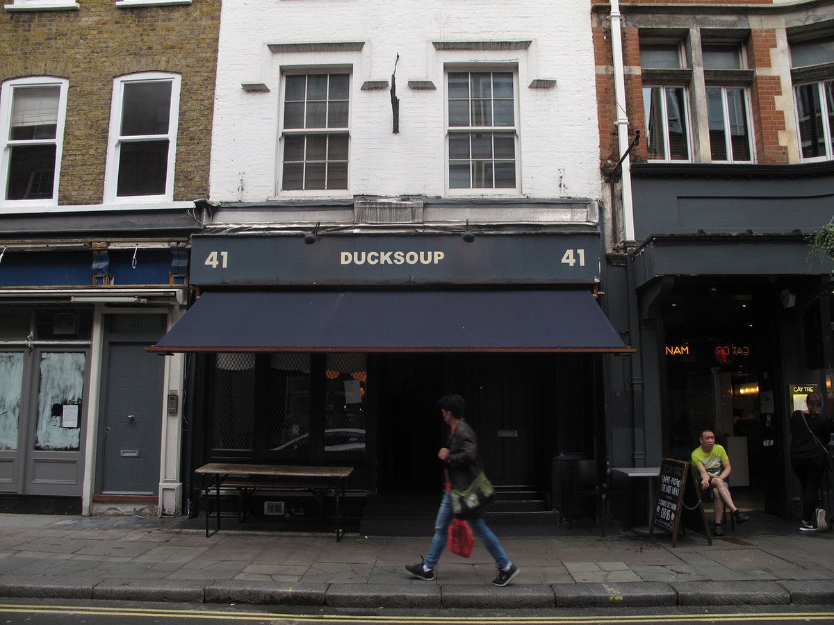 SprudgeWine's tweet photo. Natural Wine In London At Soho’s Ducksoup https://t.co/bmTtMIHr9v @venetiathompson @ducksoupsoho #naturalwine https://t.co/TPeSnJRacJ