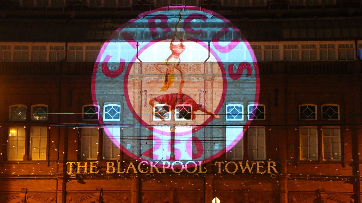 ShowtownBPL's tweet photo. Exactly 250 years ago a ring was drawn on the ground and filled with wonders - acrobats, jugglers, riders, tumblers. The world’s v first circus was born. Here is our beautiful @TheBplTower lit up marking the launch of #circus250 - year of circus activity happening across the UK. https://t.co/hiNZMe4JhP