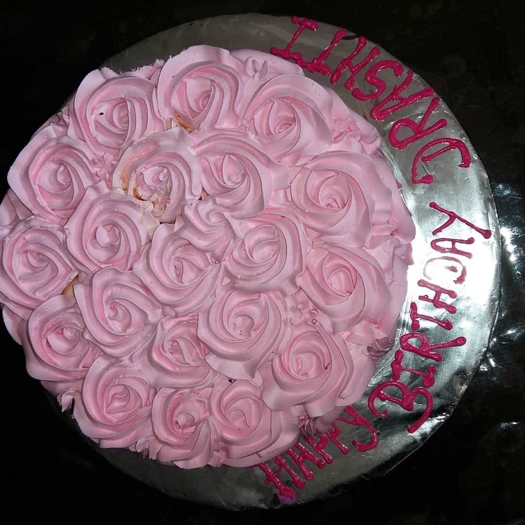 ddcrazeefans's tweet photo. Words cannot express how happy we are to say ‘happy birthday Angel 😇 ’ to you another year of your life. You are so special to us.
We wish u a very happy birthday dear
#HBDDrashtiDhami https://t.co/p4khhtb8vH