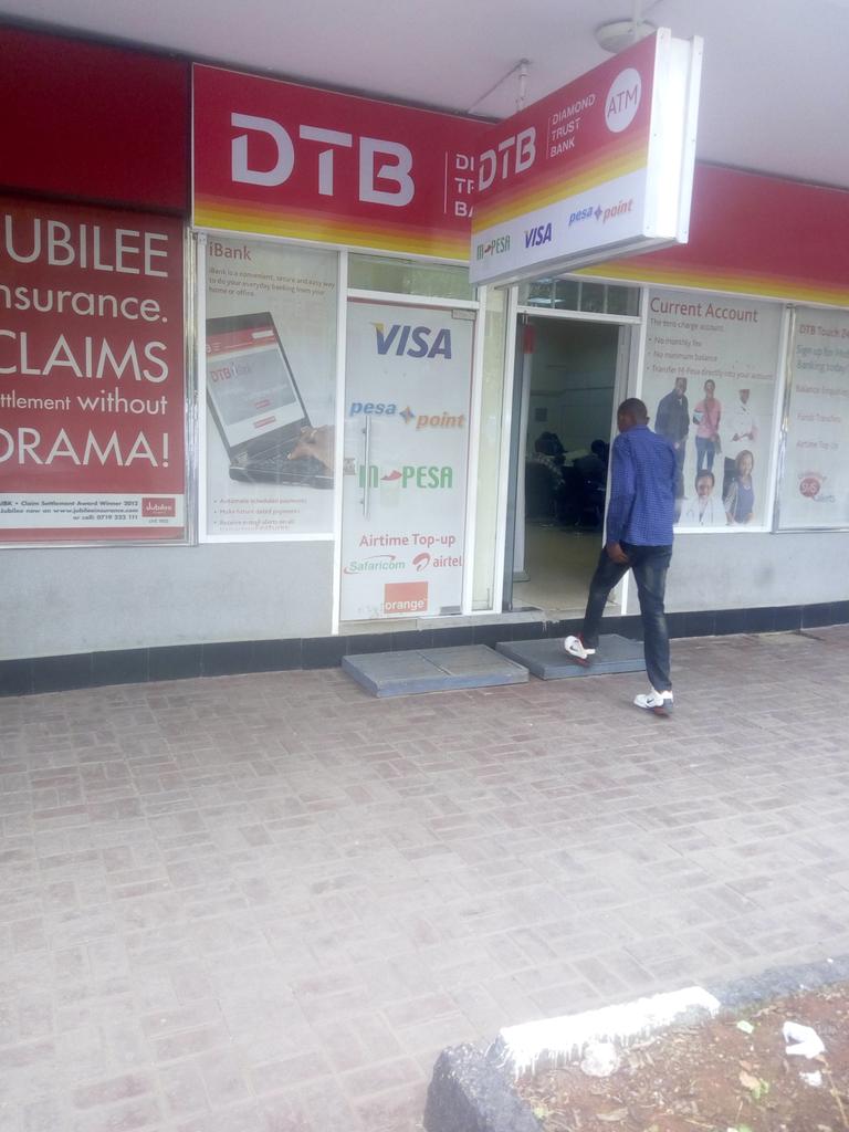 Robert23361533's tweet photo. @ntvkenya @SmritiVidyarthi @MarkMasai As you struggle with you fee there this bank you should not bank with to support in any Loan https://t.co/prvK0qy9o2
