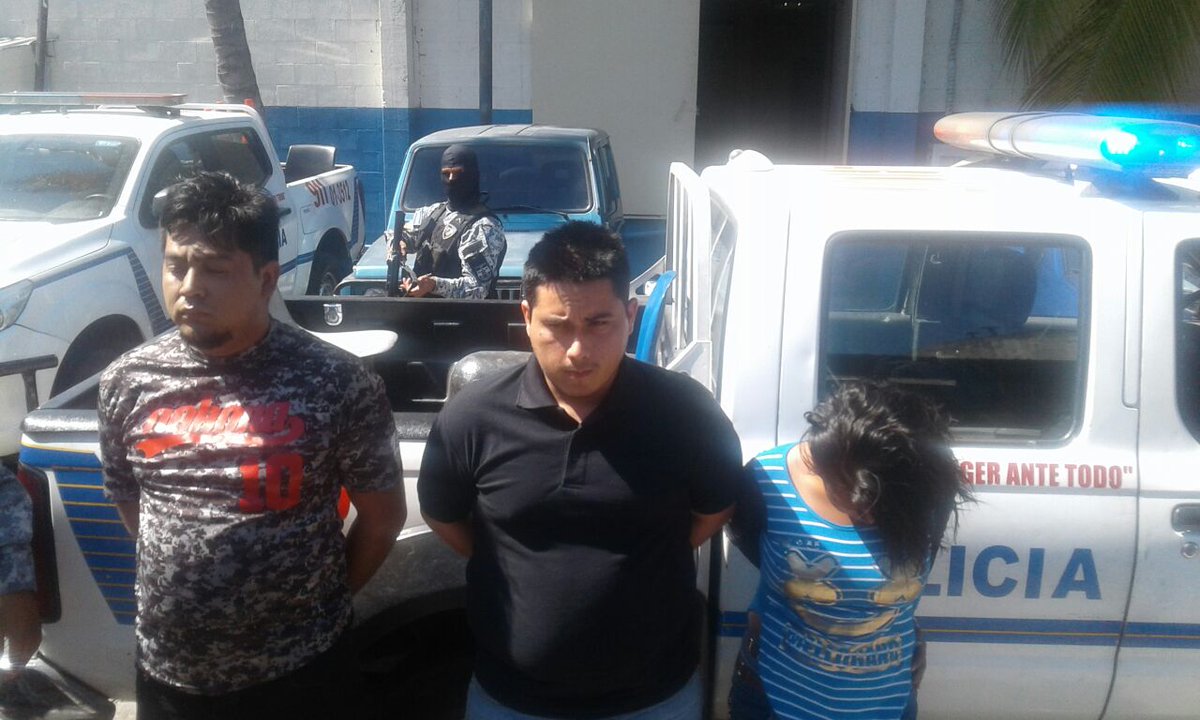 DTHqGvMVwAAVfaB - Presentan a los asesinos del taxista de la Roosvelt.