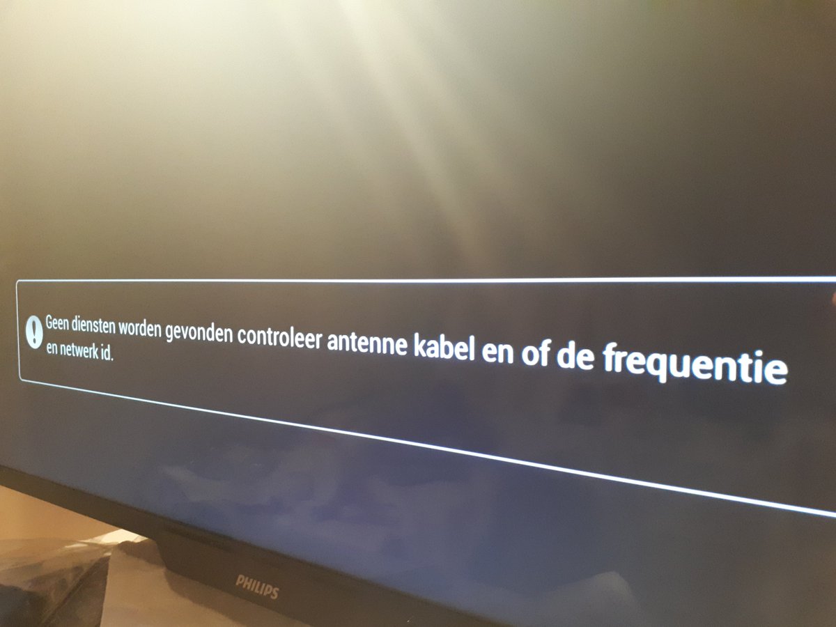 MyNameIsXianthe's tweet photo. @PhilipsCare_NL ik heb een uur geleden nog netflix kunnen kijken en nu krijg ik steeds deze melding https://t.co/ABeuJRytVw