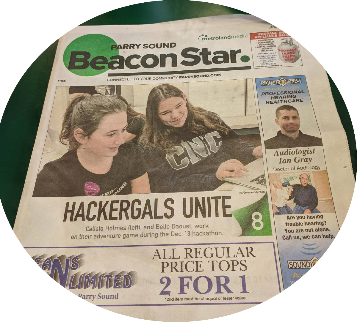 thehackergals's tweet photo. Hackergals unite! Recent #News Coverage in the Perry Sound Beacon Star #hackergal2017 
2018 will include additional #Hackathons and #Coding Camps for girls across #Canada #Hackergal https://t.co/EK42W1sZSW