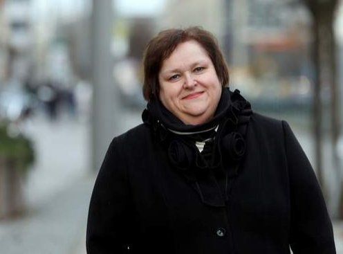 Platz 9 bei Gala #Magdeburg|er des Jahres 2017: Cornelia Habisch. Sie mobilisiert Zehntausende gegen rechts bei <a href="/DemokratieMeile/">Meile der Demokratie</a>
#mdj #mdj17
volksstimme.de/mdj