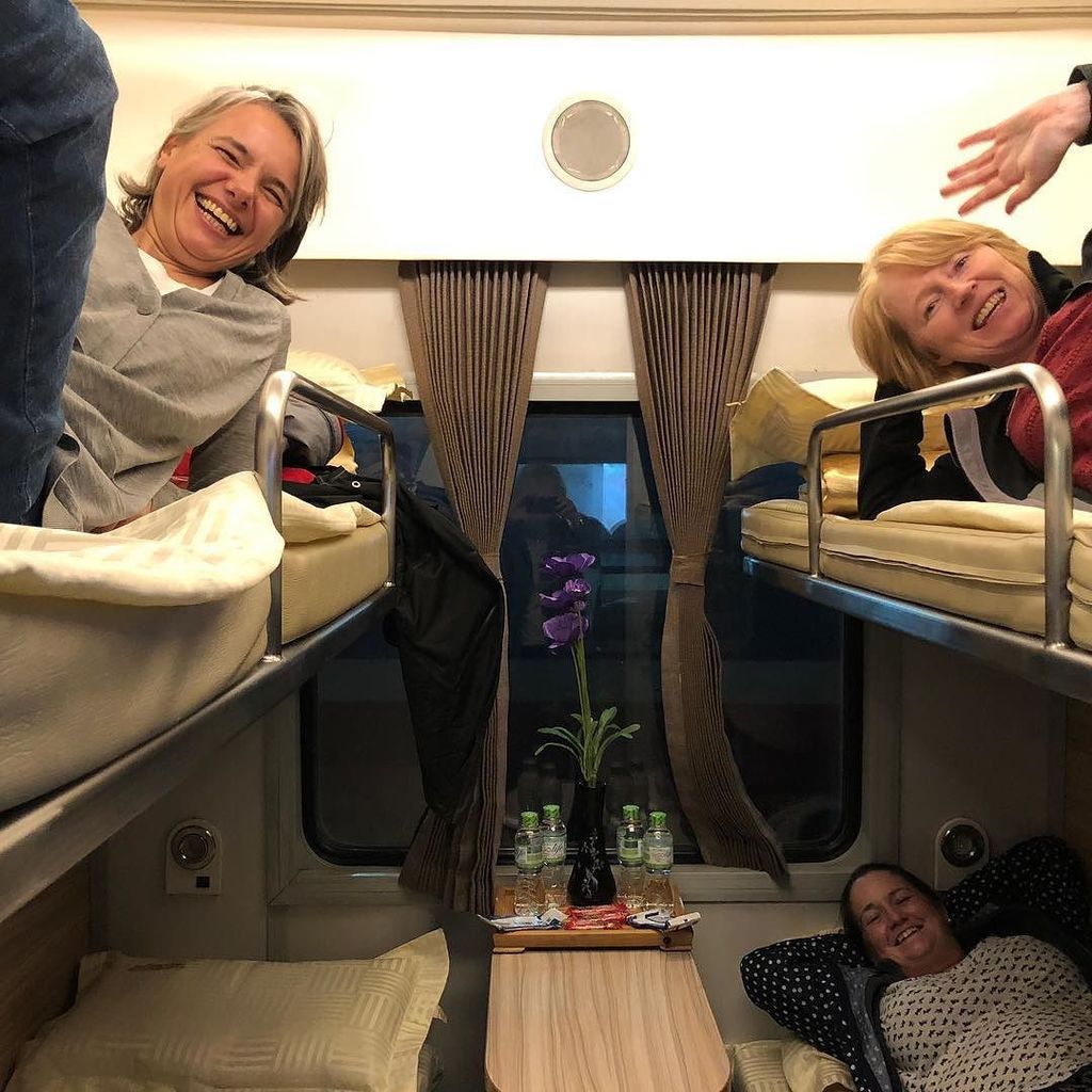sparksy3's tweet photo. Overnight train - my cabin buddies for the 10 hour trip. Blog now up - check link in bio to read it! #reunificationexpress #traintravel #vietnam #hanoitohue https://t.co/5xVZzKfv8W https://t.co/2TadTy524W