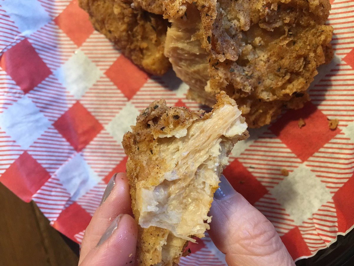 vrestaurantweek's tweet photo. Where have you visited for #veganrestaurantweek so far? #veganhour https://t.co/n0Smf9T506