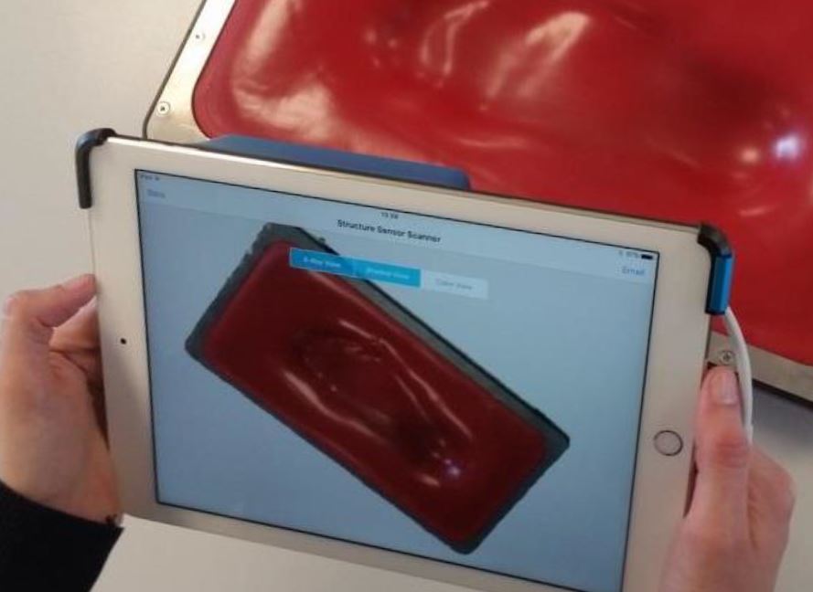 BGinsole's tweet photo. #BORGinsole schrijft geschiedenis #3Dscan uitvoeren met je #iPad Het kan! met #BorgiMobi nu beschikbaar in #AppleStore Scannen, Inladen #PodoCLOUD, https://t.co/GP5KfxadBr overal draagbaar scansysteem op zak, echte must voor #podologen meerdere praktijken. https://t.co/uBMMAnxyjJ https://t.co/cDTo8bvifO