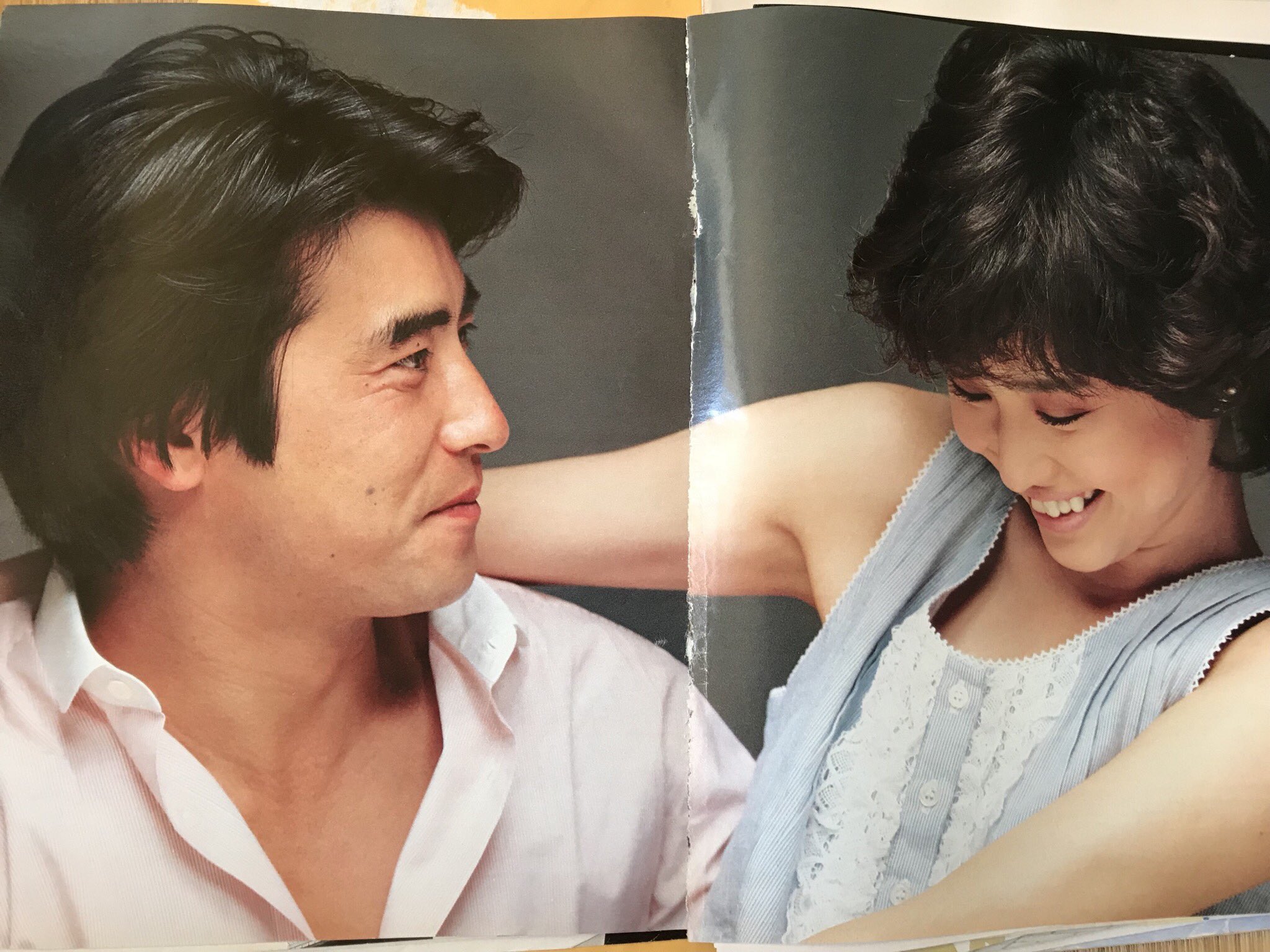 なっちょりん 偶然 松田聖子の記事を大量に手に入れた デビュー直後から好きだったけど 子供 だったから雑誌までは見なかった 郷ひろみとのことや神田正輝との出会いまで結構赤裸々に語っていて 過去の答え合わせをする感じで非常に興味深い 神田正輝と なっちょりん 偶然 松田聖子の記事を大量に手に入れた デビュー直後から好きだったけど 子供 だったから雑誌までは見なかった 郷ひろみとのことや神田正輝との出会いまで結構赤裸々に語っていて 過去の答え合わせをする感じで非常に興味深い 神田正輝と