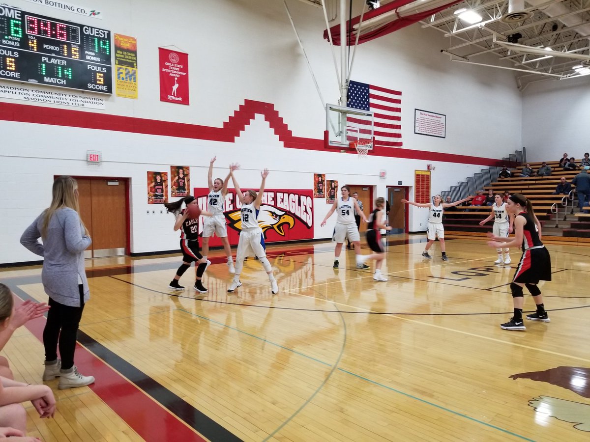 Lakers B Squad leads LQPV 14-6 at half. Shelby and Peyton have 4 each. <a href="/laker_events/">Lakeview Lakers</a>