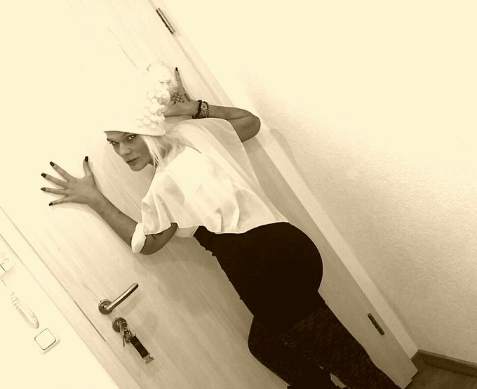 Wie war euer Tag? #StacyLou 😍😍😍 https://t.co/BRvIdb4cim<a href="/tag/stacylou"class="tags">#StacyLou</a>