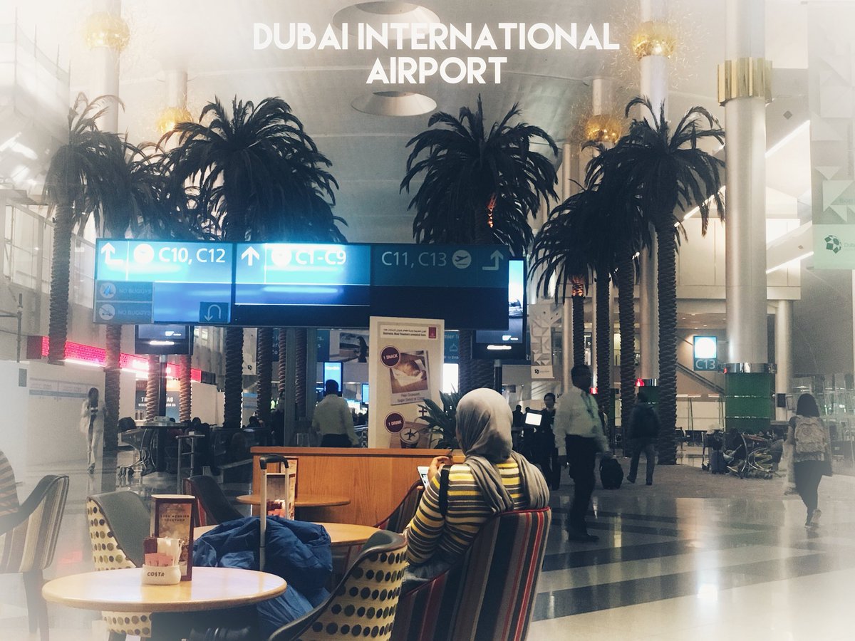 dawnbazely's tweet image. Great news. Congratulations, Shohini!
Can you help SG to get on Twitter, @EdenHennessey?
I’m en route to visit @Shibanivb, whom you both met at the #DistractinglyHonest launch, @Laurier in 2016.
Shibani will also want to send congrats to SG when I see her tomorrow.