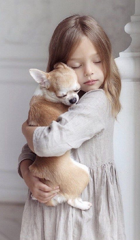 LeadersBest's tweet photo. Sometimes all we need is a hug...
Don't be stingy!
Free to give and accept one with what
it is meant to be.. caring encouragement.
Share some energy.
#KindnessMatters #ThoughtForTheDay
#LifeIsTeamwork
pic via awesome @PardueSuzanne #Photography https://t.co/tFB2rVIuBE