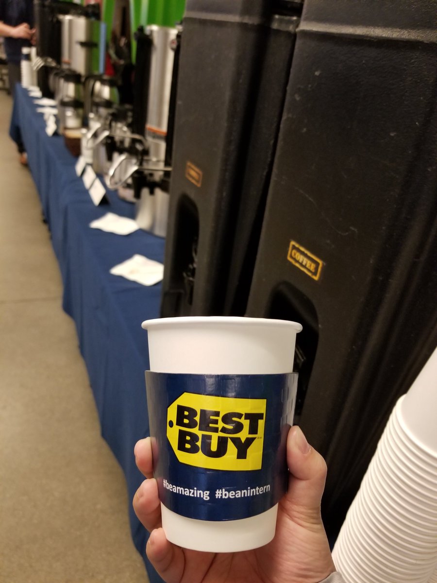 BBYCanadaJobs's tweet photo. Thx again to our friends at @UBCSauderSchool for their hospitality yesterday, our branded coffee sleeves were a hit. Info sesh on Thurs is FULL - 90 students. Thrilled to start the journey of bringing in our first official cohort of interns! #beanintern #beamazing @BestBuyCanada https://t.co/cefpZMxCJT