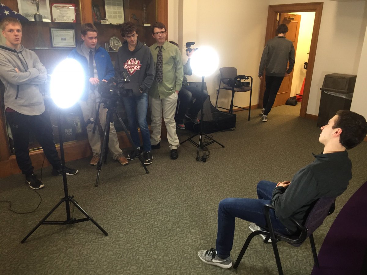 dvos's tweet image. Thanks to Kevin and Eric from City Hall, for helping us learn good video techniques and to see a variety of equip and test it out. #hcwinterim2018 @hcmaroons