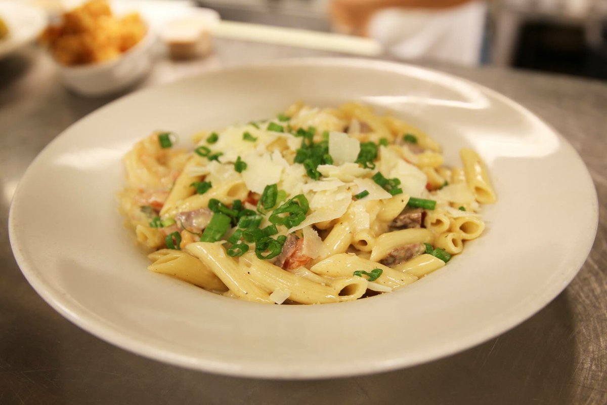 libtavernpowell's tweet photo. Don't feel like cooking dinner tonight? Stop in and let us take care of it! We highly recommend our Cajun Penne Pasta 😋 https://t.co/ISfUF3yUnW