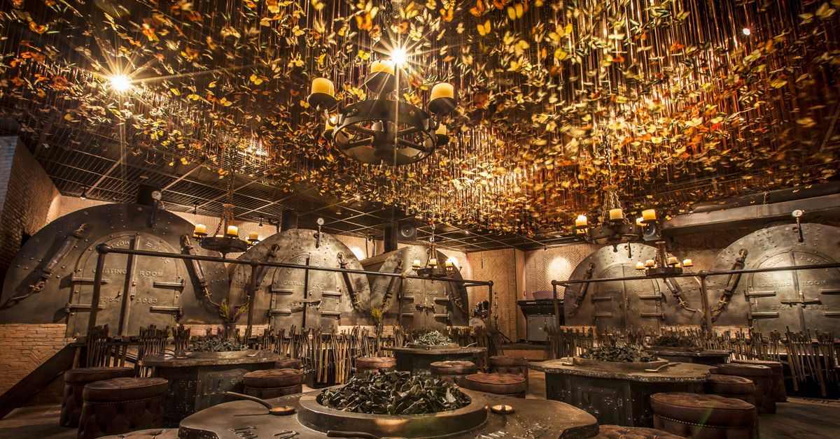MirrorManiaCoUk's tweet photo. 10,000 butterflies flutter over enchanting underground bar by #ashleysutton
https://t.co/GpZ9cQtA6Z
| #Trends #DesignThinking #decorations #DIYScience #design #mirrormania #HomeDesign #home #retaildesign #designers #DIY #HoReCa #Architecture| https://t.co/40i2uRm5B4