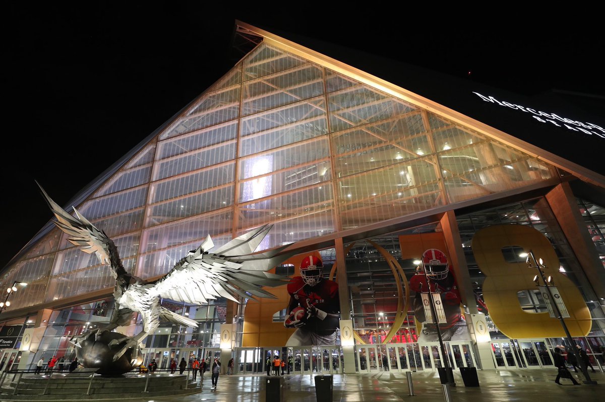 KeishaBottoms's tweet photo. Special thank you to all of our employees, especially our public safety departments, for their hard work covering the #NationalChampionship yesterday. You did an extraordinary job keeping our residents and visitors safe. Thank you for all that you do. https://t.co/YP3YhA5to6