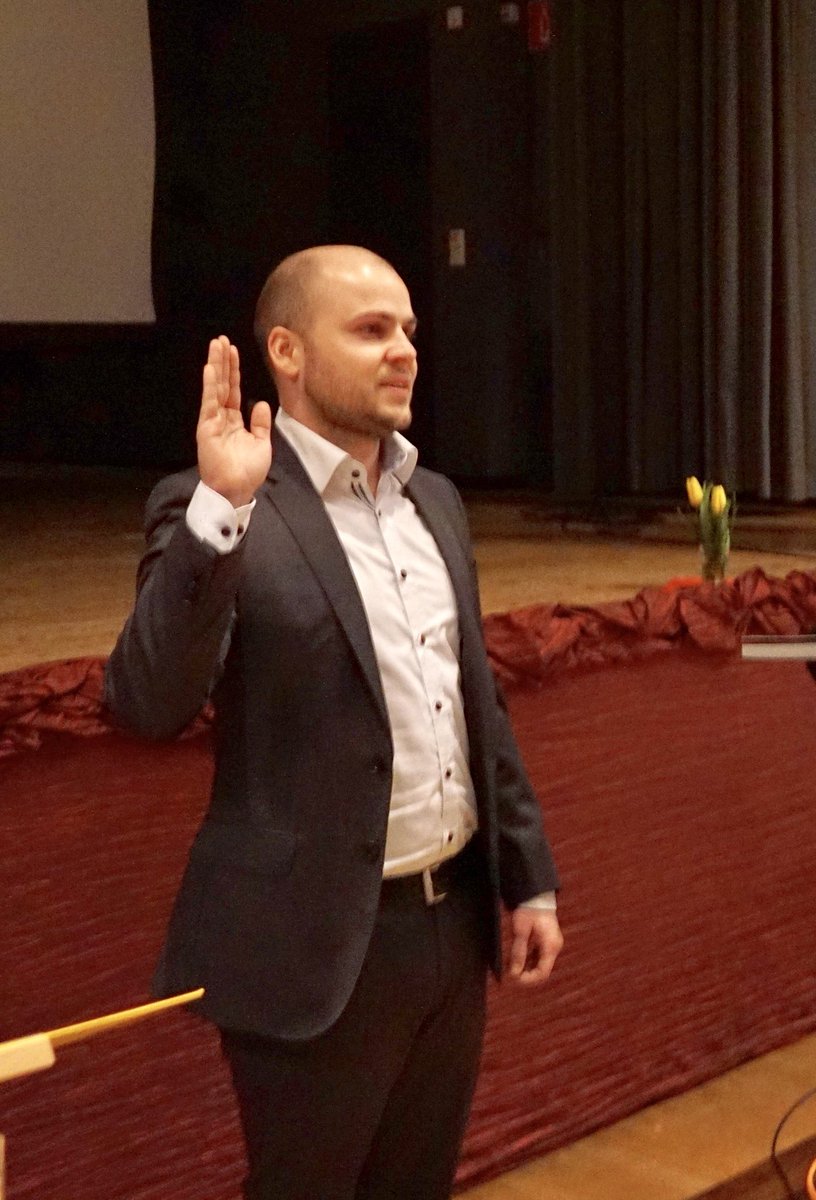 spdbe's tweet photo. Der jüngste #Bürgermeister #Hessens hat morgen seinen ersten Arbeitstag. Wir wünschen viel Spaß Julian Schweitzer 
@hessenSPD #BadEndbach @hessenschau @mittelhessende https://t.co/yfCotN537t