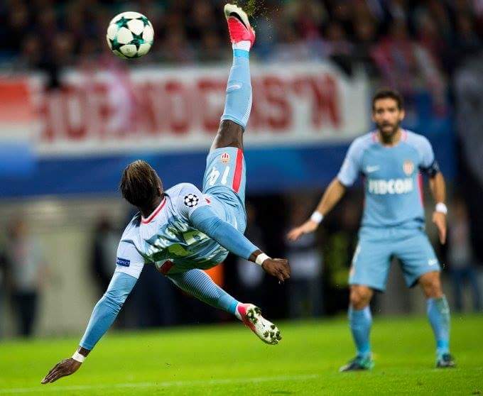 Galsenfootsn's tweet photo. #CoupedelaLigue #NICMON
03' Nice 0-1 Monaco (But de Lemar sur une passe dècisive de @keitabalde14)
37' Nice 1-2 Monaco (But de Diakhaby sur une passe dècisive de @keitabalde14) https://t.co/uA2sIFO0xC