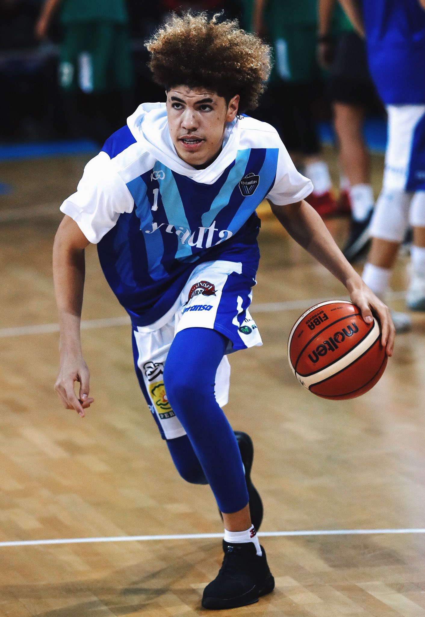 B/R Kicks on X: LaMelo Ball becomes the youngest American basketball  player to play a professional game at age 16 He played in the own signature  shoe the BBB Melo Ball 1