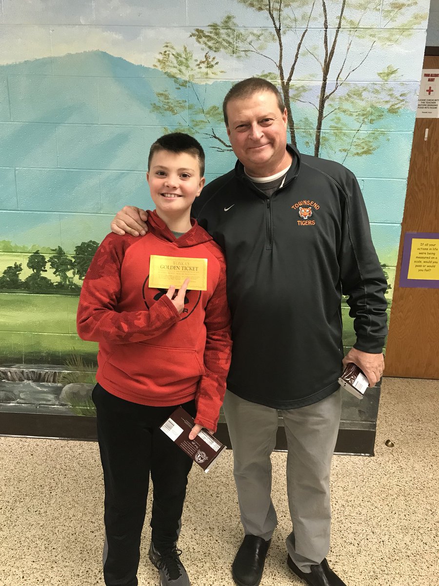 Townsend_Tigers's tweet photo. The search for the Golden Ticket was a blast! #onebookblitz #TESistheBest #bcsrocks https://t.co/LOKaROjJyn