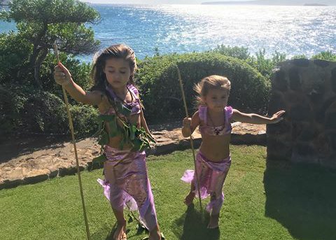 arielrylielopes's tweet photo. hawaii is my favorite😇💕🌴🌞 https://t.co/VI3WWIGAeq