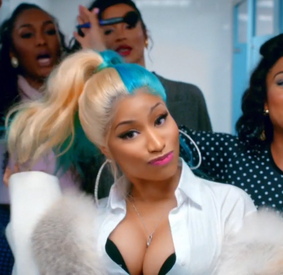 minajdiditonem's tweet photo. piece of art 💎
#SheForKeepsVIDEO https://t.co/tekDOIdgsq
