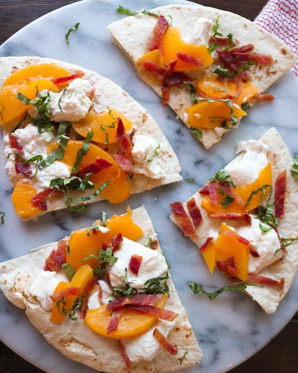 TheBaconPartyLA's tweet photo. Peach + Burrata + All-Natural Bacon = 😍 https://t.co/EflAwyOUFQ https://t.co/RixB24K0YU