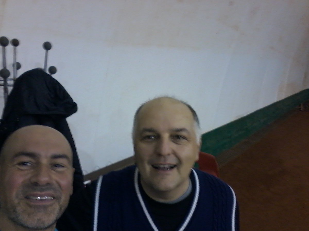 simo tweet media