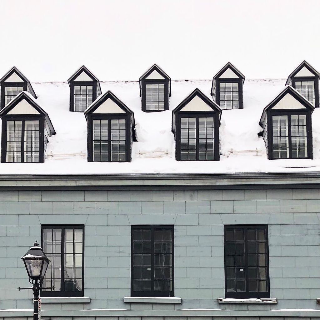 plbhalbert's tweet photo. Maison Papineau, 1785, 1831-1832 #maison #house #montreal #quebec #canada #lowercanada #lowercanadarebellion #guerredespatriotes #architecture #vieuxmontreal #house #lucarne #dormerwindow #georgianarchitecture #oldmontreal #papineau #louisjosephpapineau … https://t.co/QnYg0tUrcz https://t.co/FlYeQvcR3G