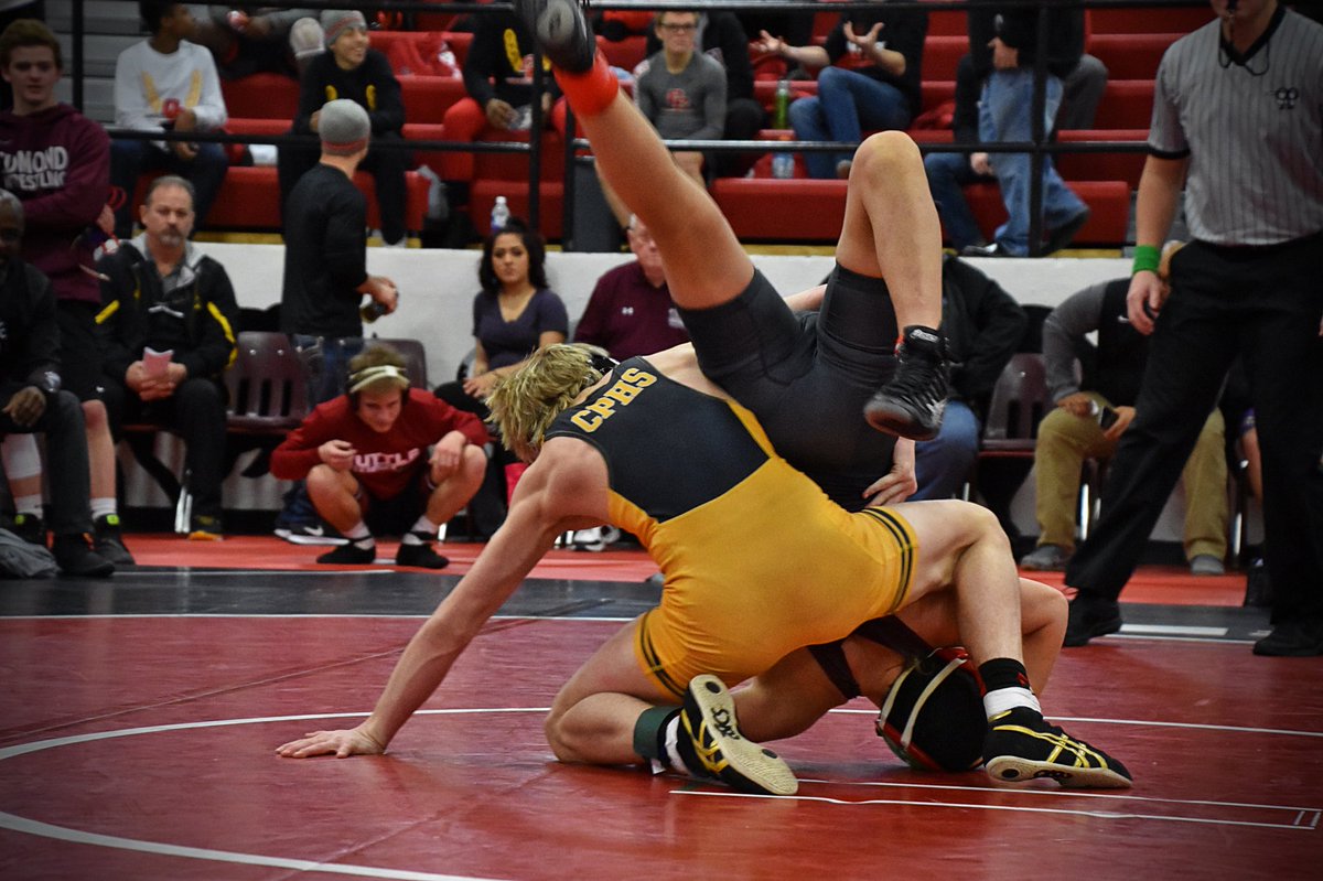 CopelandImage's tweet photo. Second day of the Geary Tournament! Sandites still going strong! #wrestling #Gearytournament #photography @SanditeWrestlin https://t.co/FO60ufyudq