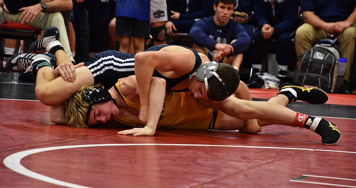 CopelandImage's tweet photo. Second day of the Geary Tournament! Sandites still going strong! #wrestling #Gearytournament #photography @SanditeWrestlin https://t.co/DCU9LJxxqQ