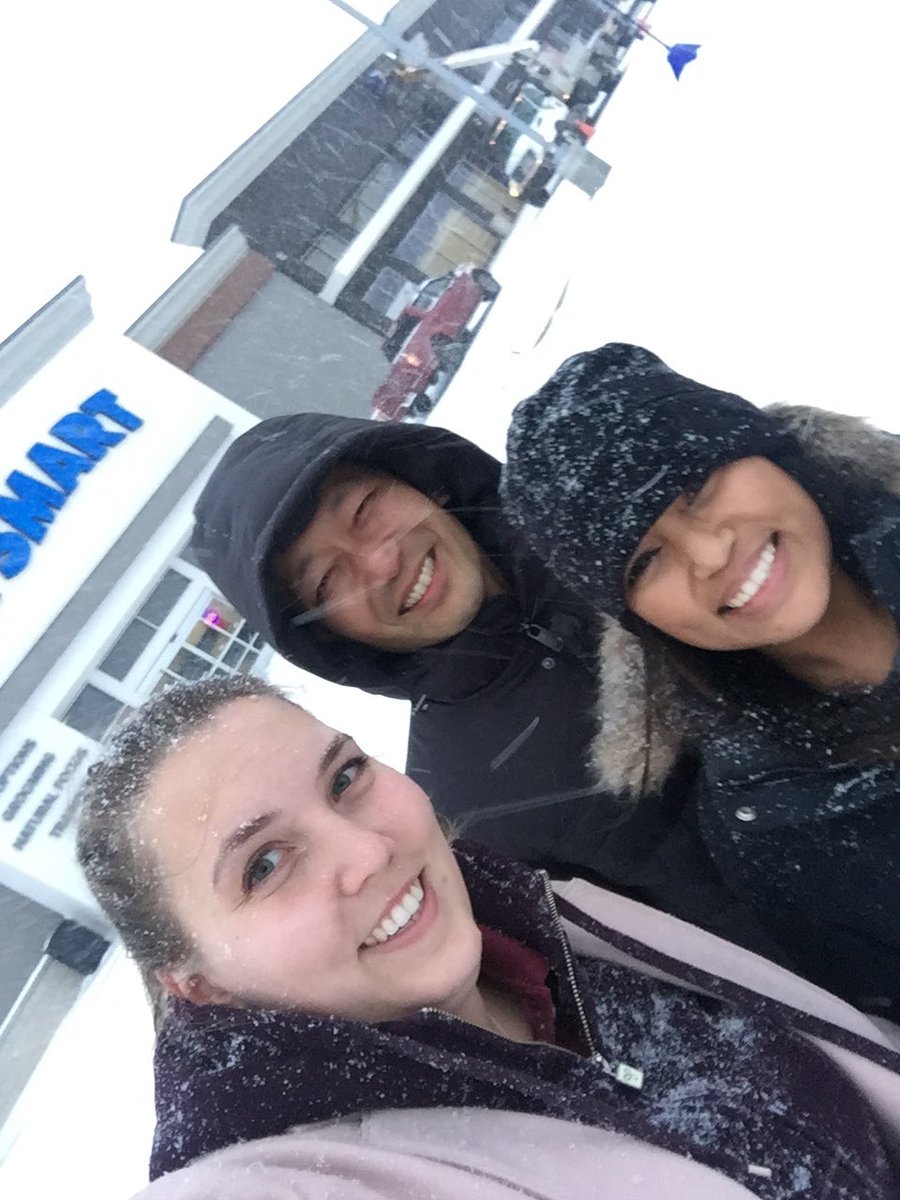 What a trooper! <a href="/JPinera_QE/">Jessica Pinera</a> jumped on a plane from sunny California to join <a href="/SaxonAbSk/">Saxon Wong</a> and I in Saskatchewan for a few store visits. #OhCanada