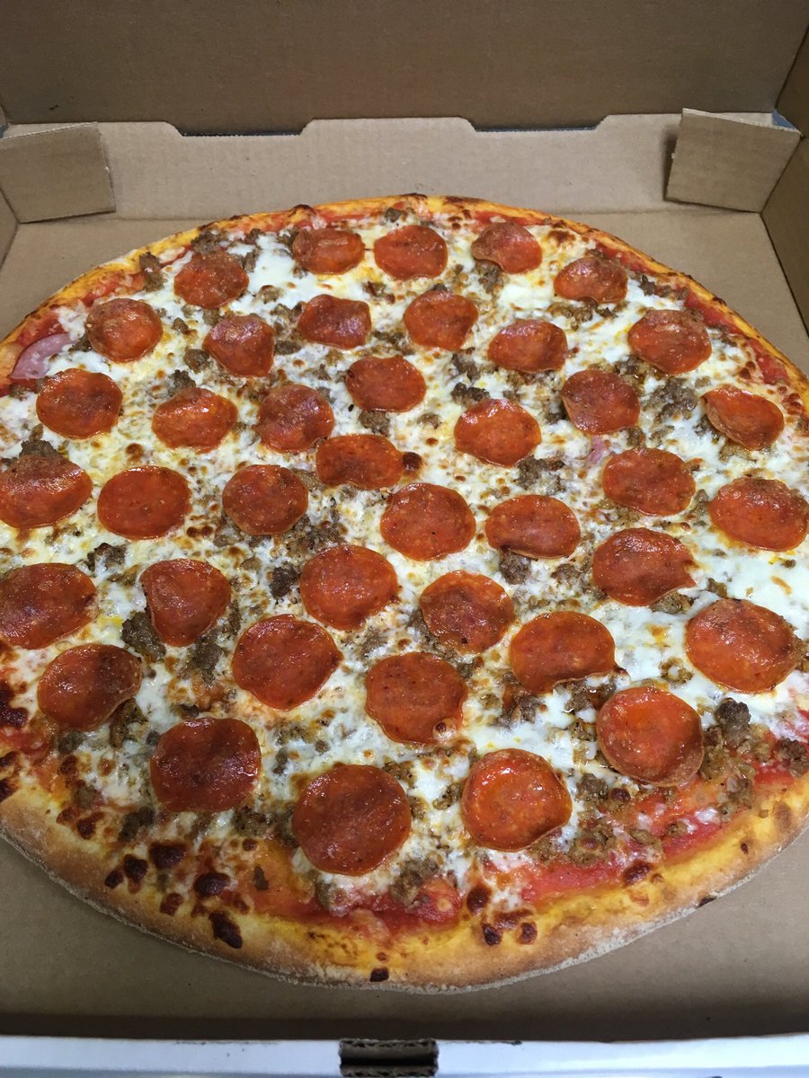 LazzariSouth's tweet photo. Jayskers rejoice! Nebraska and creighton both on TV tonight. Who will you be watching? Better be the Big Red! Regardless, get some pizza! Dine in, carry out or delivery! #meatcombo https://t.co/6GMmhRfhK4