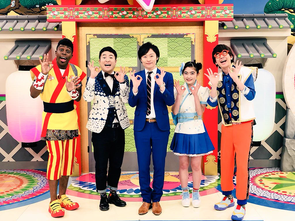 しゃれおばちゃん　☆ 立花 すずめ DTIsH-NUQAAPEeI?format=webp&