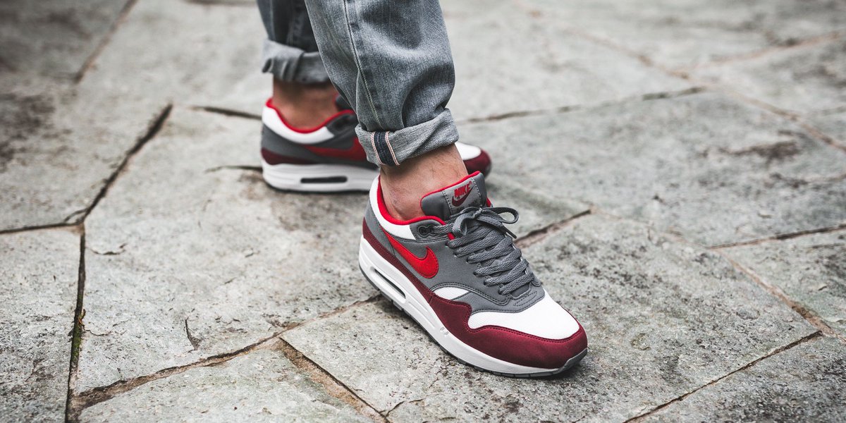 nike air max 1 white university red cool grey