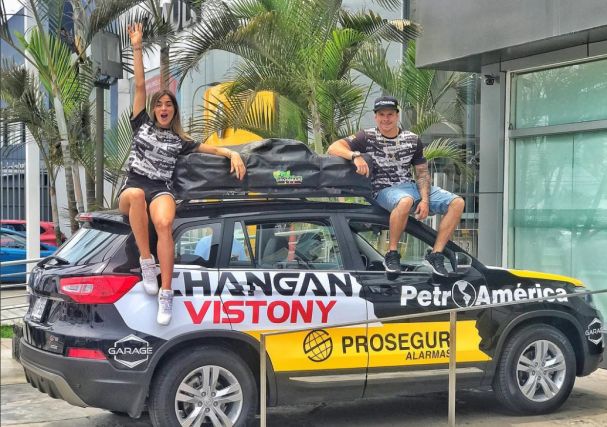 ¡QUÉ LE PASÓ! Korina Rivadeneira puso en evidencia a Mario Hart con este divertido video durante el Dakar 2018  ¿Qué hizo el piloto? ► ow.ly/jszs30hGnDl