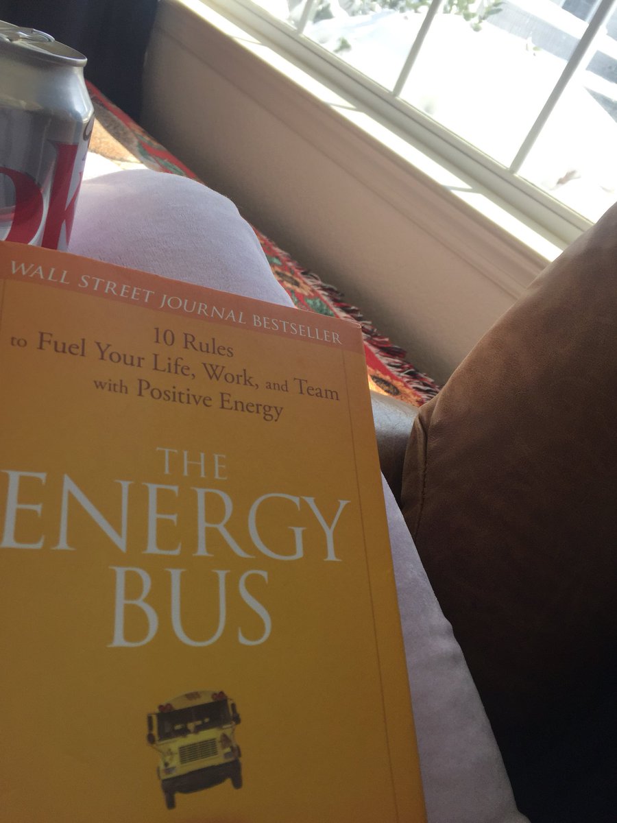 rlmeyer6's tweet image. Birdneck’s 5th grade teachers keeping up with PD during the snow days! @BNESeagles @nprj2010 @rvsurfs