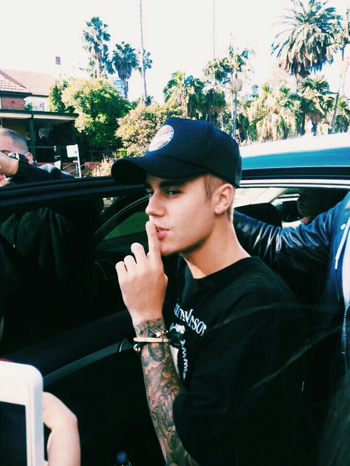 RT AQUI
#iHeartAwards #BestFanArmy #Beliebers