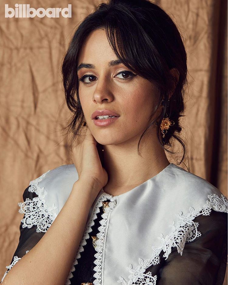 CamrenFetus_'s tweet photo. QUANTOS RTS A CAMILA MERECE?

#iHeartAwards #BestFanArmy #Camilizers https://t.co/Q3jfuHq5AT