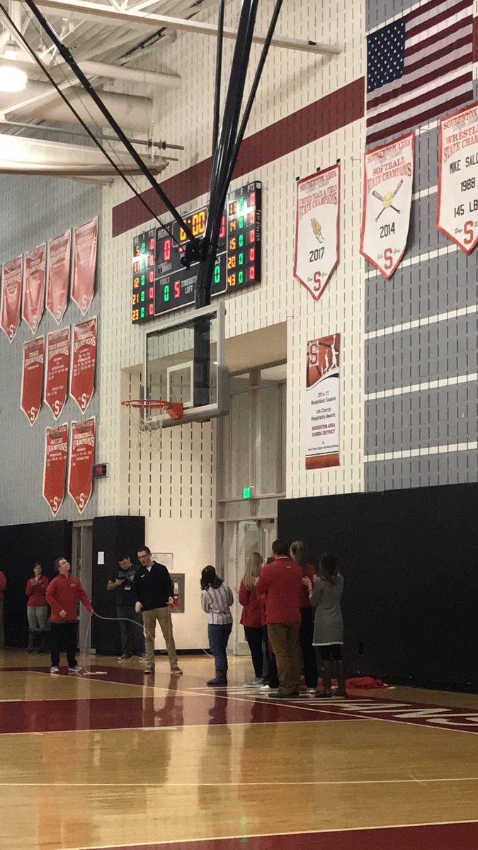 Soudy_Unified's tweet image. Tonight our Unified Sports teams were honored between varsity b-ball game. The State Championship team also unveiled their Championship banner from last spring! #SoudyPlaysUnified #WeChooseToInclude @SOLsports @soudysection @AthleticsSahs @SpecialOlympiPA @SpecOlyMontcoPA