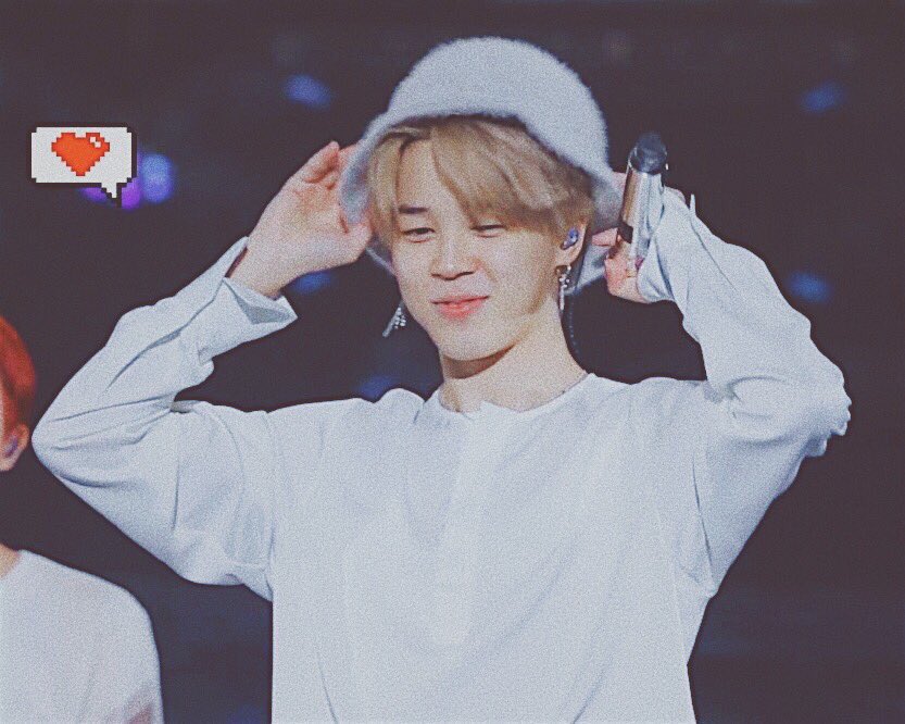 K V Twitter この帽子かわいいよね かぶって満足げなジミンちゃんほんとかわいい ホソクさんアイテムがかわいいよね