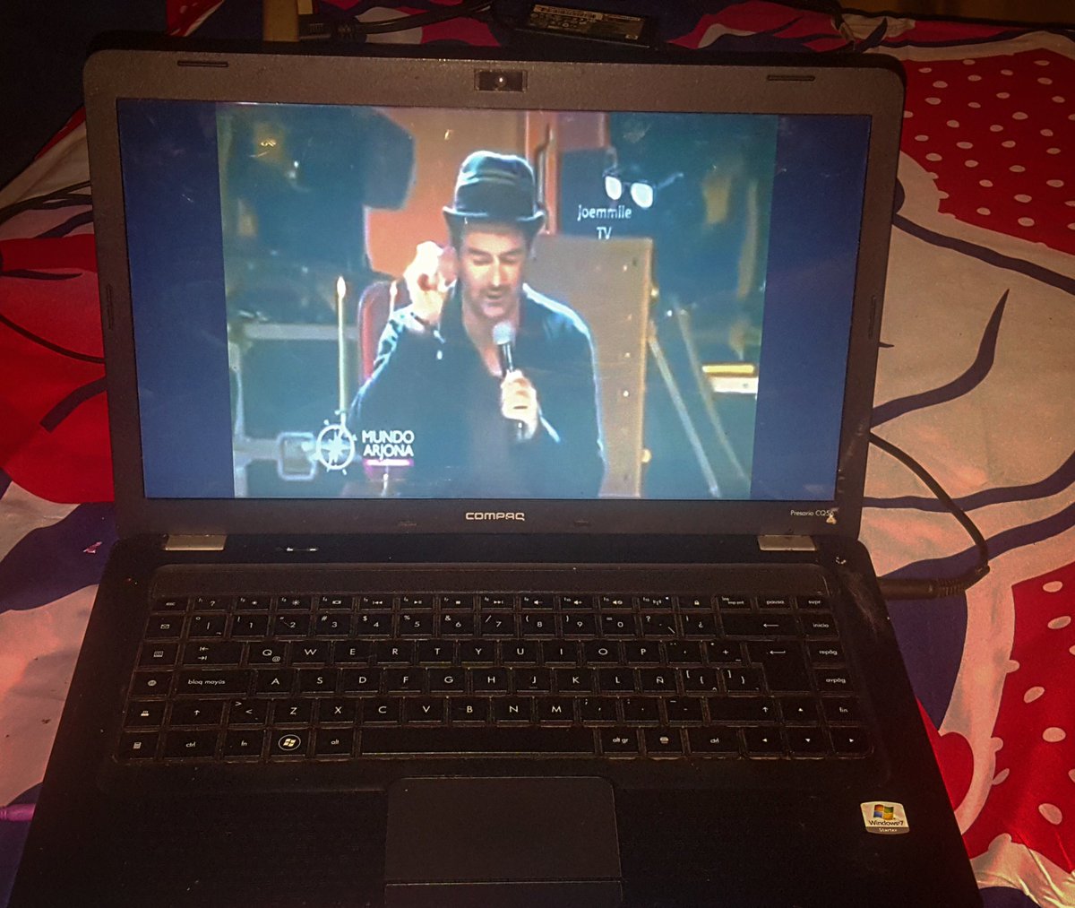 jessi_yk's tweet photo. Viendo #IntimoPuertoRico @Ricardo_Arjona
#MientrasTantoLlega #CircoSoledadLaGira
#MatandoFiebre
Que se llegue la 26 y 27 Enero
💕⭐💜⭐💕 https://t.co/CdpsDj94iG