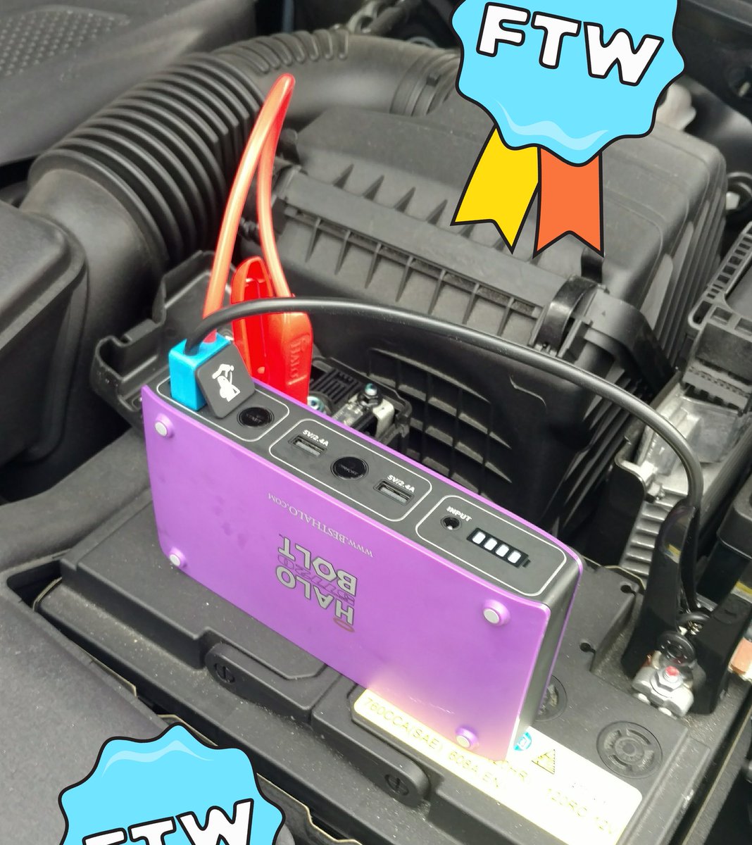 eleMIAntaryLife's tweet photo. @Halo2CloudLLC today I became a #HaloHero! I was able to jump a grandparent who's battery died picking up their grandchild at school! All the parents walking by couldn't believe my "magic box" did the trick! #halobolt #strongindependentwoman https://t.co/zgH4zEszTJ