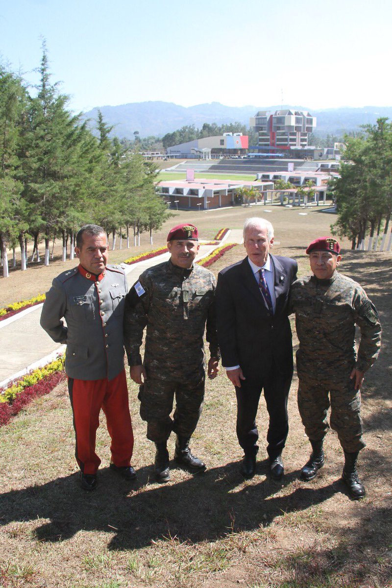 Alvaro Arzú Irigoyen tweet media