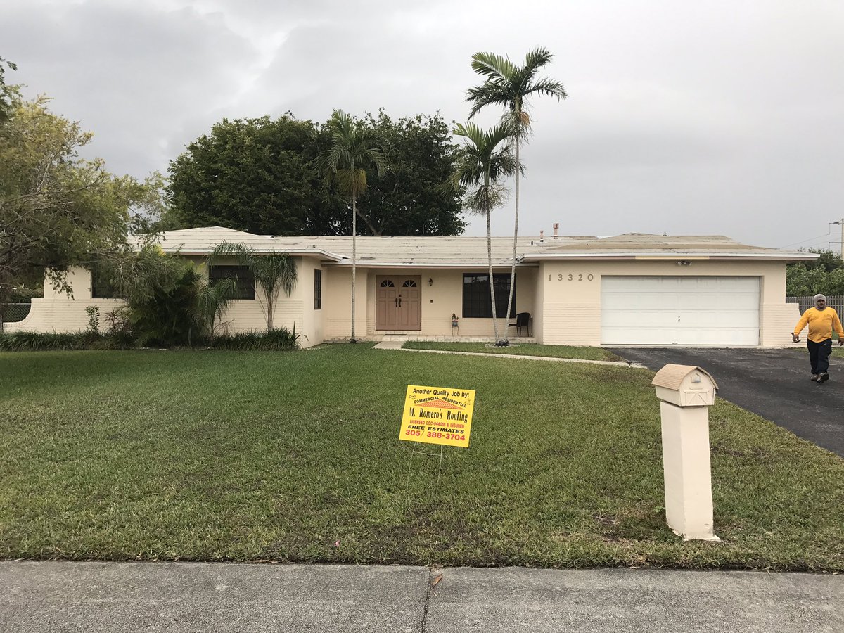 RomeroRoofing67's tweet photo. She's ready for tile !!! In need of a New Roof, Reroof's, or Roof repair? Contact M.Romeros and we'll be more then happy to take take care of you. (305) 388-3704 #mromeroroofing #roofinglife #miamiroofing #onlythebest https://t.co/cZL6g2PkMw